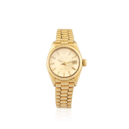 ROLEX Fine, self-winding, water resistant, 18K yellow gold wristwatch with date &hellip;
