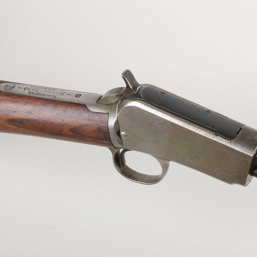 Null 古董比利时阅兵式军刀，带牛角手柄。板。大约在1910年。尺寸。长99厘米。状况良好。