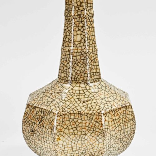 Null 大型八角形中国青花瓷花瓶。尺寸。高27厘米。状况良好。