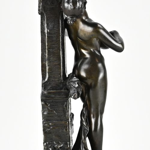 Null Figure française ancienne en bronze. Femme nue avec luth et putti. Par A. D&hellip;