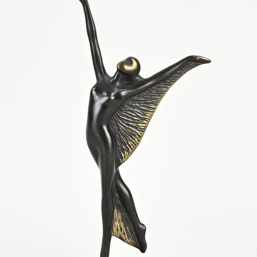 Null 有签名的青铜像。跳舞的女士。作者：马蒂亚尼。20世纪下半叶。尺寸。高28厘米。状况良好。