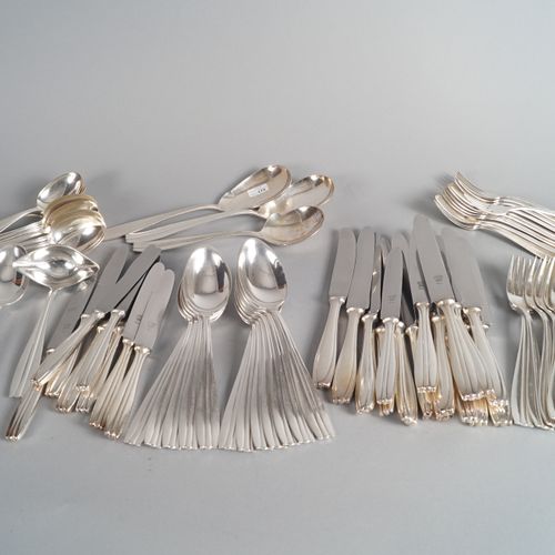 Null Silver plated cutlery, Wellner, consisting of: 13 dinner spoons/forks/knive&hellip;