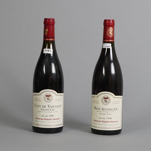 Null 2 bottiglie di vino: Bourgogne, Pinot Fin, Domaine Robert Arnoux, 1998 + Cl&hellip;