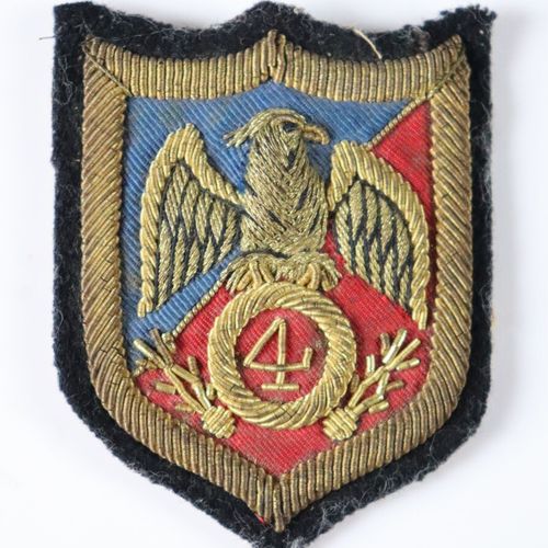 Null Insigne tissu de la gendarmerie du chef de l'Etat français 1942



Insigne &hellip;