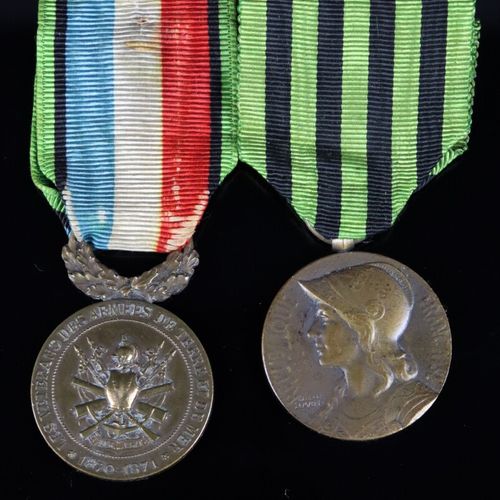 Null Ensemble de six médailles 1870 1871.

Le lot comprend :

 Une médaille « Ou&hellip;