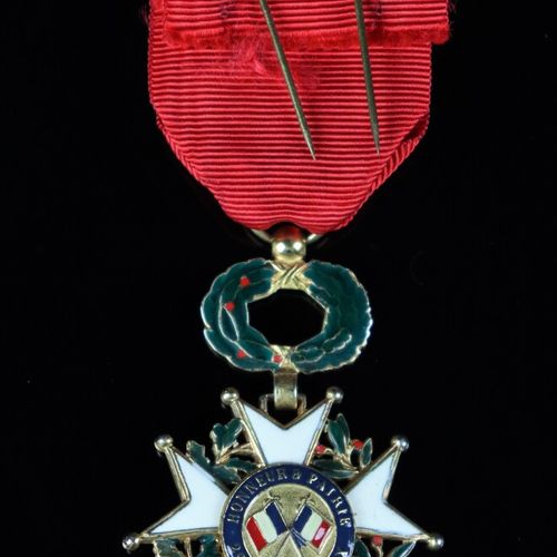 Null Ordre de la Légion d'honneur V République, Officier.

Croix de 40 mm, en br&hellip;