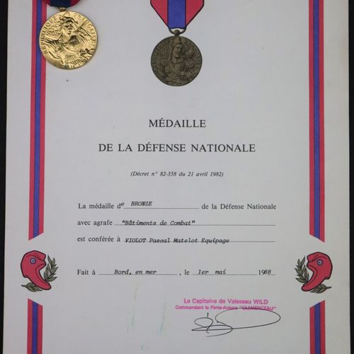 Null Diplômes et médailles d'un matelot

Le lot comprend :

 Diplôme et Médaille&hellip;