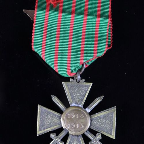 Null Croix de guerre.

Module en bronze de la Seconde Guerre mondiale.

Centre d&hellip;