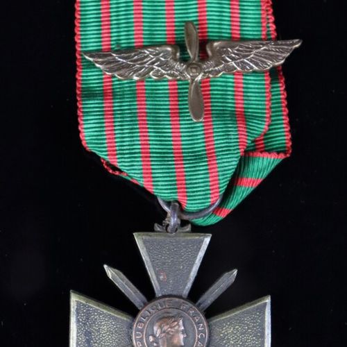 Null Croix de guerre.

Module en bronze de la Seconde Guerre mondiale.

Centre d&hellip;