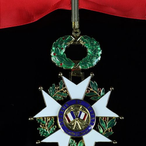 Null Ordre de la Légion honneur 1870, Commandeur, (refrappe).

En bronze doré ém&hellip;