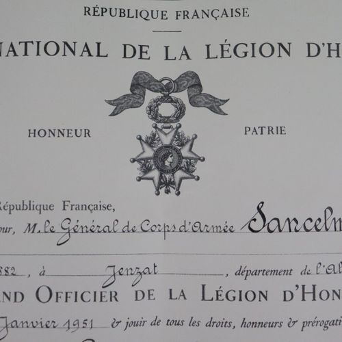 Null Diplôme de l'Ordre de la Légion d'honneur

Grand Officier de l'Ordre attrib&hellip;