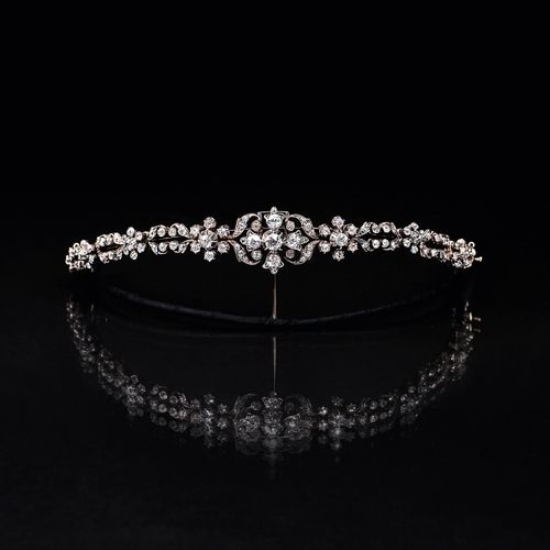 A Victorian Diamond Bracelet. England, Ende 19. Jh. 14 ct. Roségold, Silber, ung&hellip;