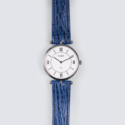 Van Cleef & Arpels. A Lady's Wrist Watch 'La Collection'. 2000年左右。不锈钢。手动上链。白色表盘，&hellip;