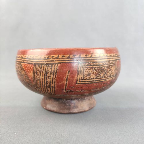 3 jars, Africa, polychrome decorated in earth tones, consisting of a bowl, 3 jar&hellip;
