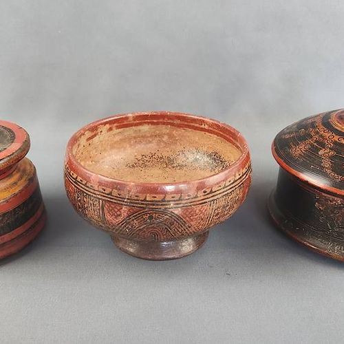 3 jars, Africa, polychrome decorated in earth tones, consisting of a bowl, 3 jar&hellip;