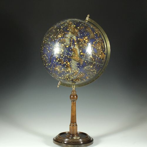Null Beau globe céleste avec constellations figurées. Allemagne, vers 1915, non &hellip;