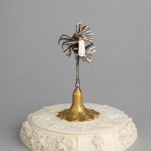 ˜ AN EXCEPTIONAL GOLD AND GILT-BRASS MOUNTED MINIATURE PENKIFE FOR ROYAL PRESENT&hellip;