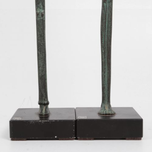 Null Due figure etrusche in piedi in bronzo, 55 cm.