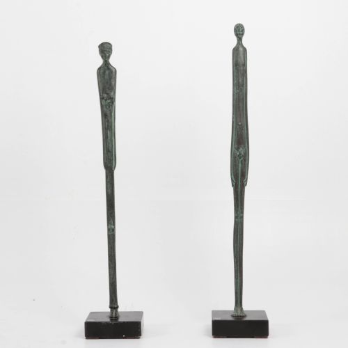 Null 两个伊特鲁里亚人的青铜立像，55厘米。
