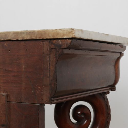 Null 桃花心木行李箱 - 约1870年，路易十五风格，89x126x53厘米。