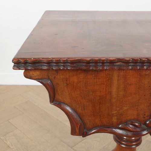 Null Mahogany work table - ca. 1870, 78 cm.