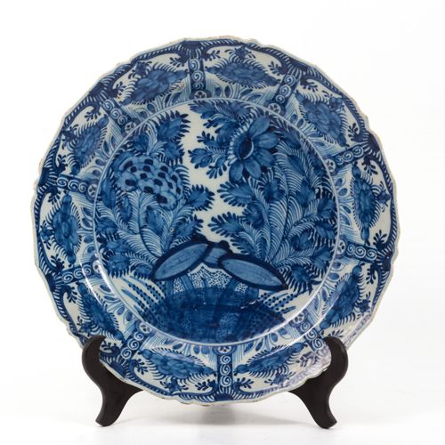 Null De Porceleyne Bijl - 蓝白陶器的中国风壁盘 - 18世纪。