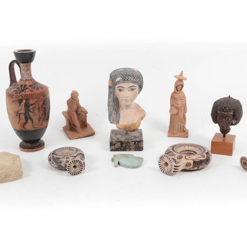 Archeologie- Collectie Reproducties- Meest Egypte en Griekenland- 20e eeuw https&hellip;