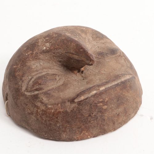 Afrika - Pende- Terracotta vogelmasker https://www.Bva-auctions.Com/nl/auction/l&hellip;