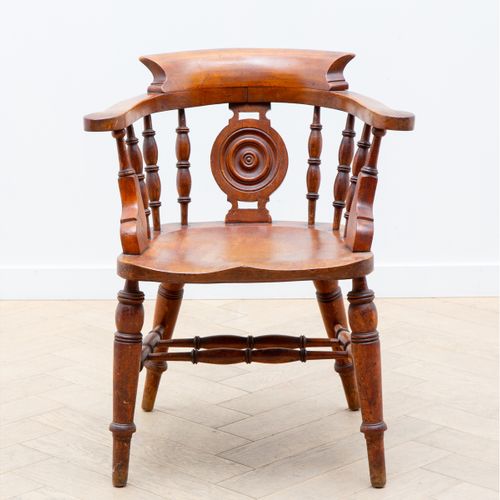 Engeland, beuken- en vruchtenhouten fauteuil - Victorian, eind 19e eeuw https://&hellip;