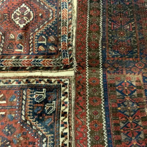 Drie oosterse tapijten waaronder Belouds https://www.Bva-auctions.Com/nl/auction&hellip;
