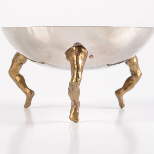 Michael Aram (1963) - Zilveren schaal met drie bronzen poten https://www.Bva-auc&hellip;