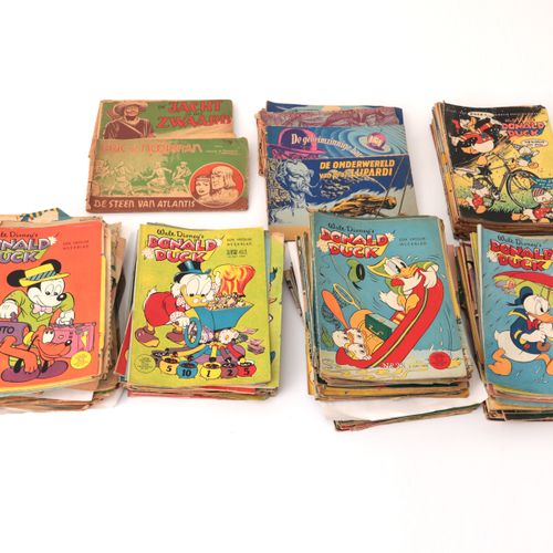 Verzameling stripboeken, voornamelijk Donald Duck 50ér jaren en later, hierbij E&hellip;