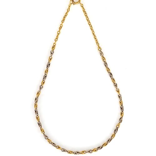 Two -colored gold chain 双色金链 长度 44 厘米 黄金和白金 750/000。总重 22.80 克