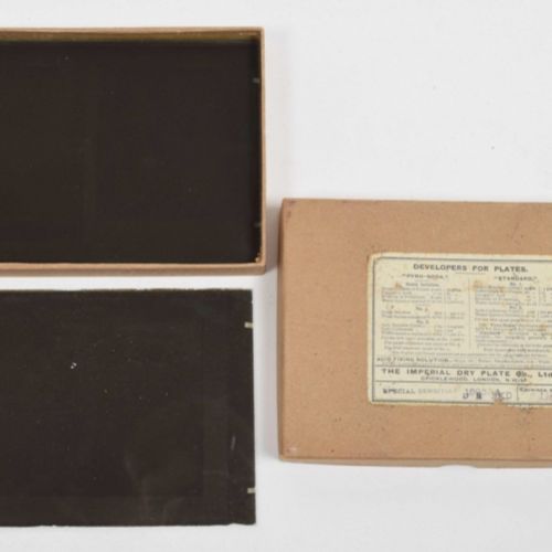 [Antiques] [Magic Lantern] Lot with 3 stereoscopes 1) Ernemann, Dresde, vers 190&hellip;