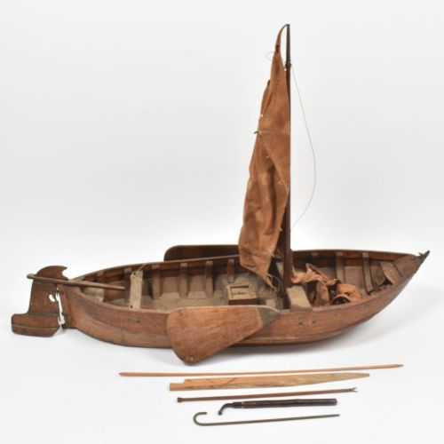 Null [古董，银/金，物品] [船舶模型] 荷兰帆船的历史模型 19世纪末或20世纪初，长100厘米（包括舵），由橡木、铜和帆布制成。
一个很好的例子，看起&hellip;