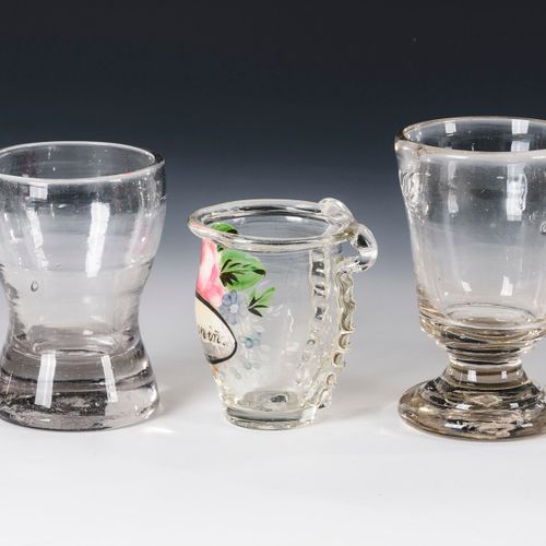 Zuckerschale, 4 Kelchgläser und Spinnrad-Netznäpfchen 

Sugar bowl, 4 goblets an&hellip;