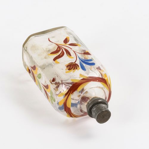 Schnapsflasche mit Emailmalerei 

Botella de licor con pintura de esmalte. 
Segu&hellip;