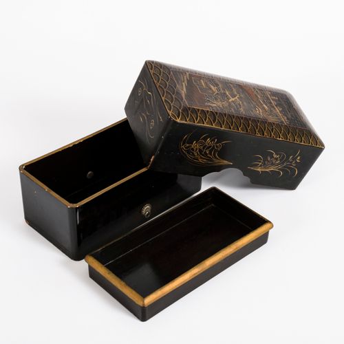 Goldlack-Schatulle 

Gold lacquer casket. 
Probably 20s 20th century.Japan.
11 x&hellip;