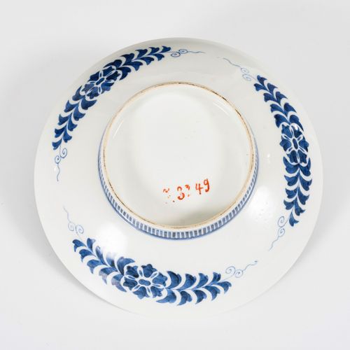 Teller mit Hortensie 

Assiette avec hortensia. 
Asie de l'Est.
Porcelaine, part&hellip;