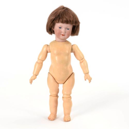 Seltene Charakterpuppe 

罕见的人物玩偶。 阿曼德-马赛。
标有 "500德国A 4 M DRGM"。从1910年开始。
饼干瓷器，质量&hellip;
