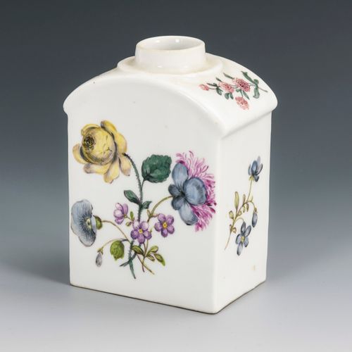 Teedose mit Holzschnittblumen 

Teedose mit Holzschnittblumen. Meissen.
Schwerte&hellip;