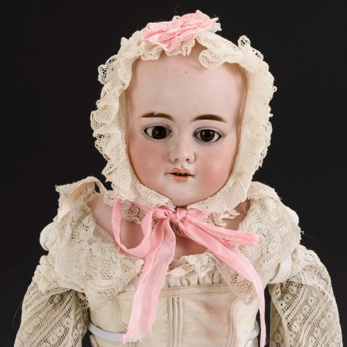 Brustkopfpuppe ohne Perücke. Armand Marseille. 

Chest head doll without wigArma&hellip;