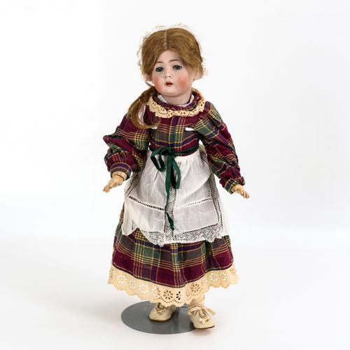 Puppenmädchen mit Zopf. Koenig & Wernicke. 

Fille poupée avec une natteKoenig &&hellip;