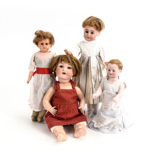 3 Puppen und 1 Badekind. 2x Armand Marseille, 1x Schildkröt. 

3 dolls and 1 bat&hellip;