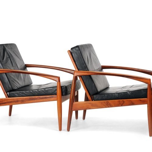 Null 来自 "纸刀 "系列的一对简易椅子 "121型"。Kai Kristiansen换下Magnus Olesen, Durup.约1967/1968年。&hellip;