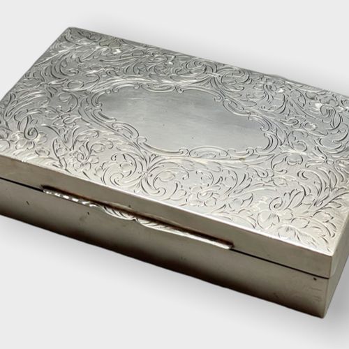 Frisierset-Dosen Silber 800, einzeln im Deckel mit Feingehaltsstempel, Halbmond &hellip;