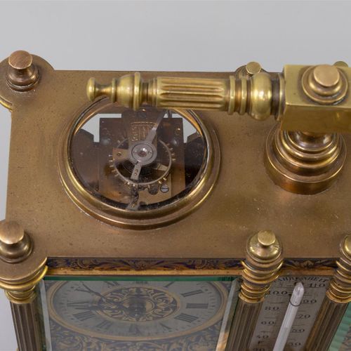 Null 双人旅行钟，19世纪末的巴黎，青铜外壳配以蓝色champlevé珐琅，装有时钟、巴洛克和温度计及指南针--运行（A-）。

h.15.5厘米
