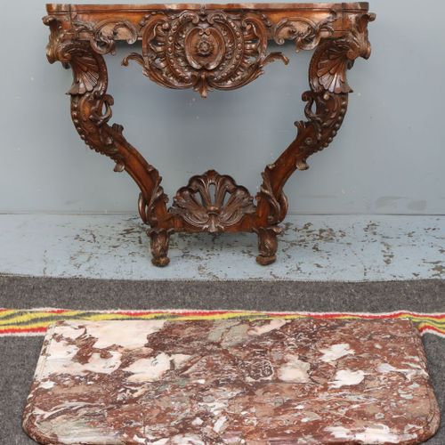 Een barok console tafel, Holland vroege 18e eeuw Roble ricamente tallado, con de&hellip;