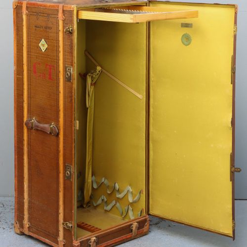 Een steamer trunk, Zumpolle, Mädler Koffer, Leipzig, , ca. 1920 船舱行李箱，帆布覆盖，部分油漆，&hellip;