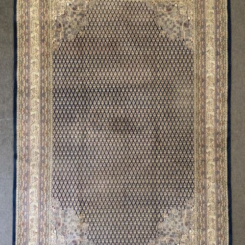 Een Perzisch kleed Lana, annodata a mano. A/B 305 x 200 cm